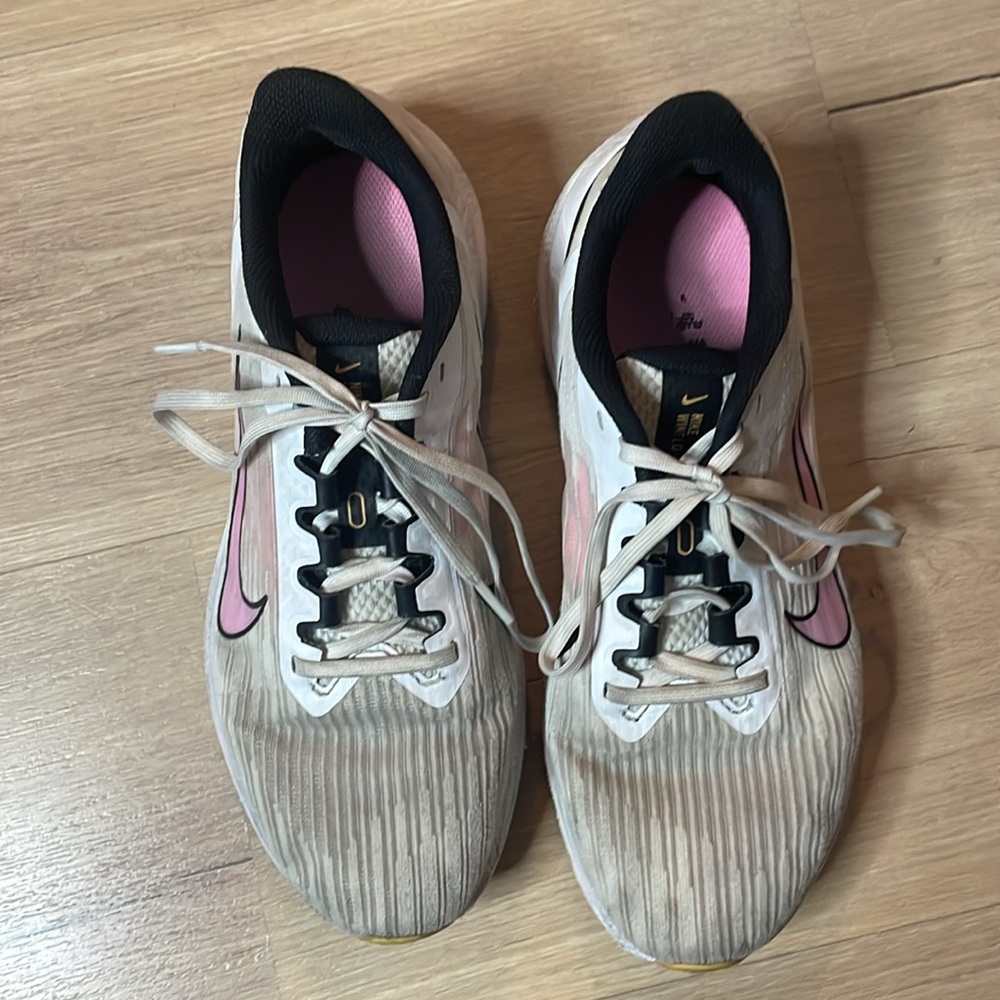 Nike Women's Air Winflo 9 'White Pink Spell' Running Shoes Size 8.5. Good tread! - Picture 3 of 8